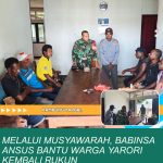 Melalui Musyawarah, Babinsa Ansus Bantu Warga Yarori Kembali Rukun