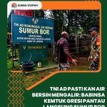 Pantau Langsung Babinsa Kemtuk Gresi Tegaskan Sumur Bor TNI AD Tetap Berfungsi Dengan Baik
