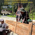 Persiapan Pengecoran Babinsa Nimboran dan Satgas Jembatan Yon TP 814/JZA Pasang Bekisting